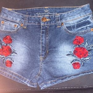Jean shorts size 7